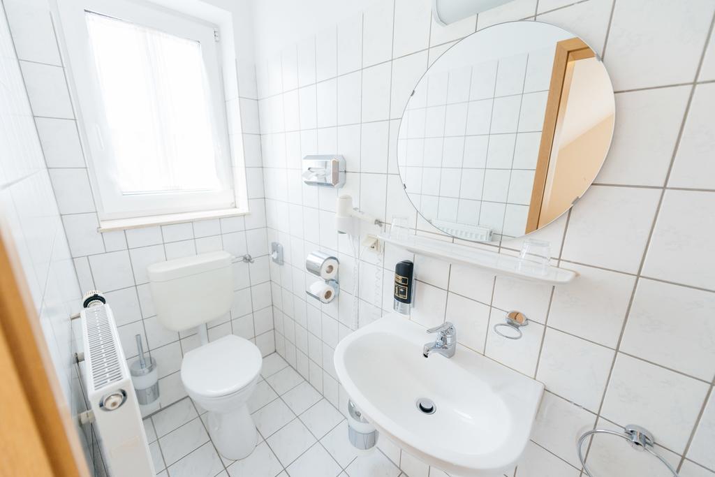 Hotel Rhoenhof Hünfeld Extérieur photo