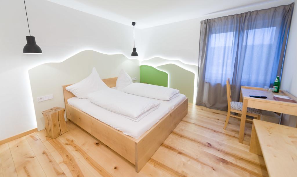 Hotel Rhoenhof Hünfeld Extérieur photo