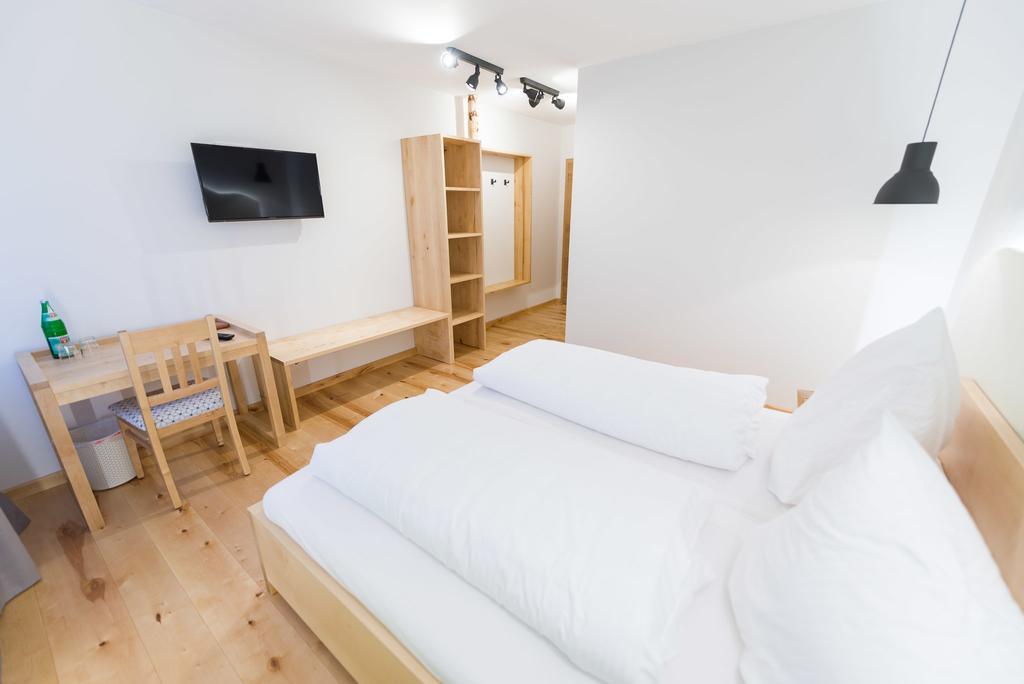 Hotel Rhoenhof Hünfeld Extérieur photo
