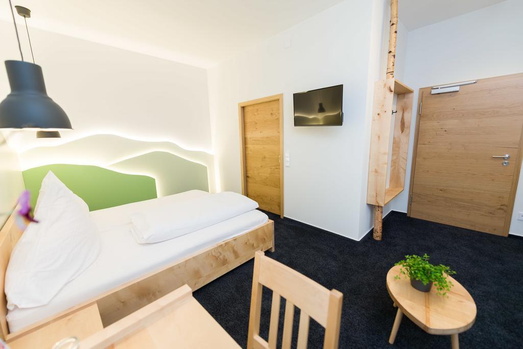 Hotel Rhoenhof Hünfeld Extérieur photo