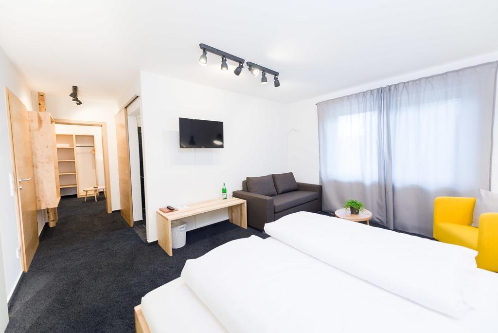 Hotel Rhoenhof Hünfeld Extérieur photo