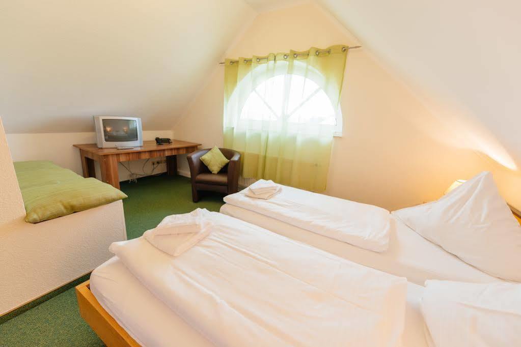 Hotel Rhoenhof Hünfeld Extérieur photo